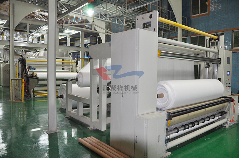 无纺布设备4.jpg 无纺布设备4.jpg